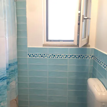 Giulio's - Beachfront Apartman