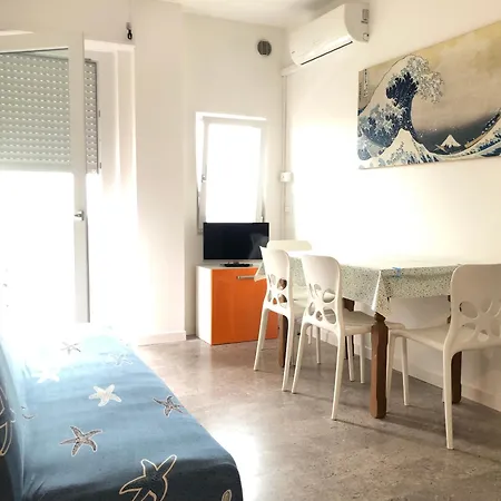 Apartman Giulio's - Beachfront *