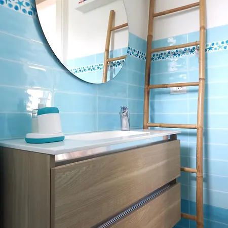 Giulio's - Beachfront Apartman Bibione