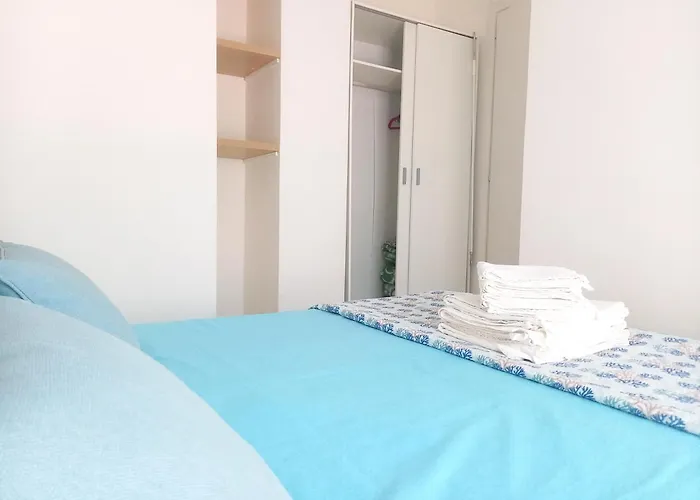 Giulio's - Beachfront Апартаменты Бибионе